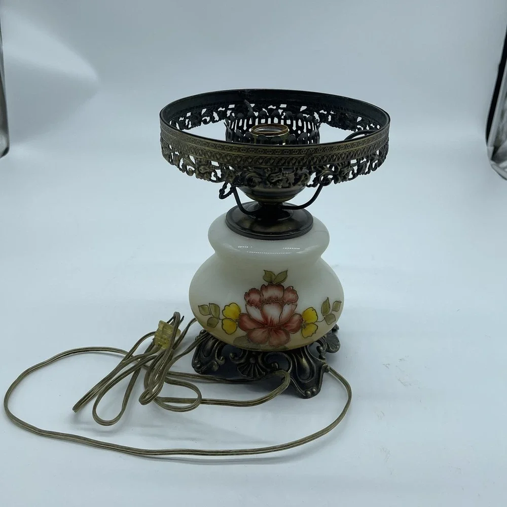 Vintage Electric Parlor Lamp  Hurricane‎ Hand Painted Globe Bottom Only